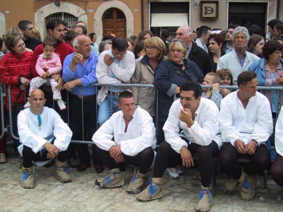 2002124.jpg